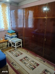 Ap.3 camere decomandate, etaj 2 - Grigorescu, zona Tăietura Turcului