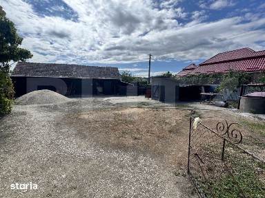 Casa mare, cu gospodarie deosebita in Chetani! 34 Ari Teren!