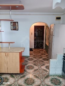 Inchiriez apartament 3 camere + 2 bai (ZONA UNIRII)