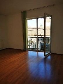 Închiriez,eventual vand cladire supercentral in Targu Mures