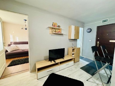 Proprietar ofer spre închiriere apartament zona Brâncuși, strada Septimiu Albini