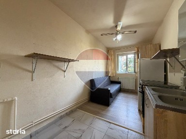 Apartament cu 1 camere de vânzare în zona Dambovita