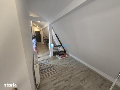 Apartament in casa 3 camere, Zona Ultracentrala Fagaras