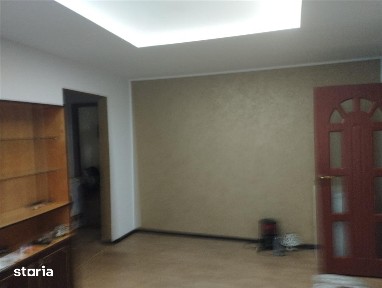 3 camere semidecomandate Republicii