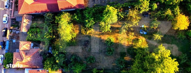 Casa de renovat/demolat cu teren 1.680 mp si front stradal 21 m - Ce