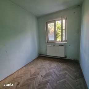 Apartament cu 3 camerela etaj 1 zona Scriitorilor, bdul Alexandru Vlah