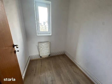 Vila individuala 8 camere 260mp/1100mp teren/ pretabila pentru afacere