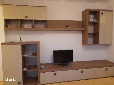 Proprietar, inchiriez apartament 2 camere, zona Tilisca