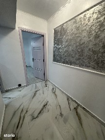 Vand apartament cu 2 camere