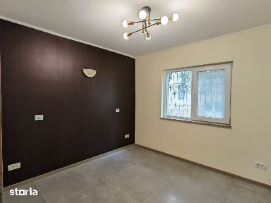 APARTAMENT 3 CAMERE. decomandat.COMPLEXUL STUDENȚESC