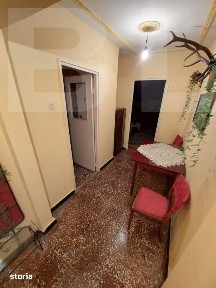 Vand apartament in Micro3