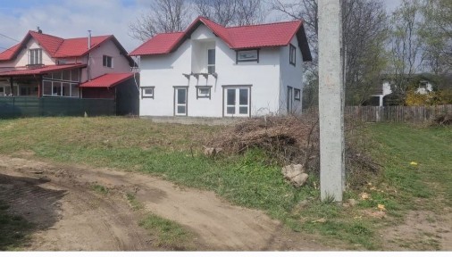 Casa de vanzare brebu mănăstirei SCHIMB cu aparament in Câmpina