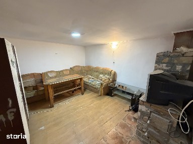 De vânzare casa Zona Pisc