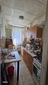 De vanzare apartament 3 camere etaj 1
