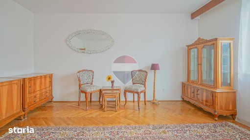 Apartament cu 3 camere de închiriat în zona Blumana