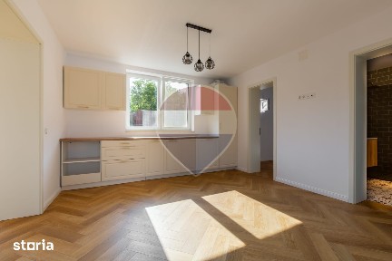 Casa renovata total cu 545 mp teren - Angarul de Sus - Medias