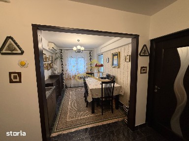 Apartament 2 camere decomandate de vanzare in Bacau