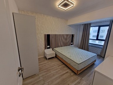 Inchiriez apartament cu două camere, zona CUG-PROVIDENTA