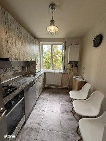 Apartament 3 camere semidecomandat, Podu Ros - Etaj 2