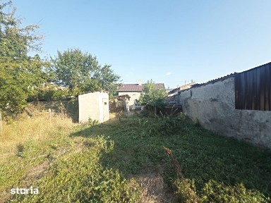 Casa de vanzare in OVIDIU - teren 450 mp - gaze in casa - de renovat