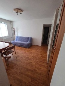 Inchiriez apartament 2 camera etaj 1 Calea Romanilor