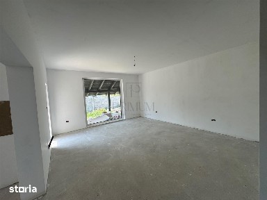 GIROC - DUPLEX PE PARTER - 4 CAMERE - TEREN 300MP