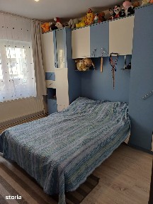 Inchiriez apartament cu 2 camere Decomandata
