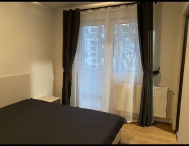 Apartament cu doua camere de inchiriat