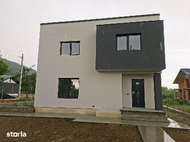 Casă / vilă la preț de apartament !