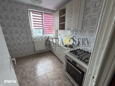 Apartament 3 camere de vanzare - zona Caraiman