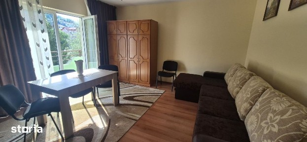 Apartament o camera, mobilat si utilat, Floresti, Stejarului
