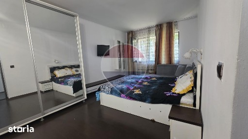 Apartament 3 camere, Podu Pos, Decomandat