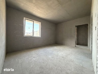 Apartament cu 3 camere, decomandat, 81mp utili, gradina 70mp - Giroc