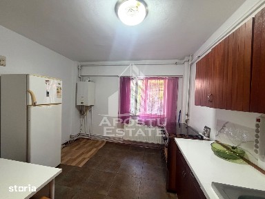 Apartament cu 3 camere de vanzare, Zona Aradului, Timisoara