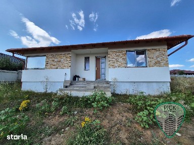 P 1250 - Casa de vânzare în jud Mureș, Nazna, semifinizat