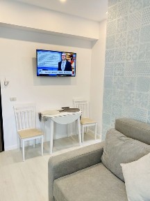 Mamaia, Bulevardul Mamaia 415