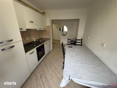 Apartament 2 camere, zona Piata Moldovei, etaj 5