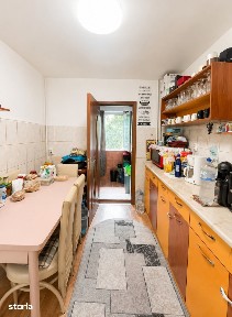 APARTAMENT DECOMANDAT,Sărari,Etajul 2,mobilat și utilat
