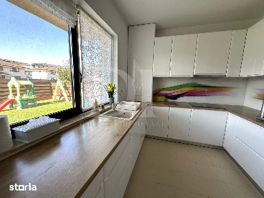 Casa tip duplex in Floresti / Zona Terra