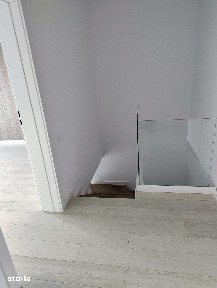 Casa tip triplex cu gradina privata si 2 locuri de parcare incluse