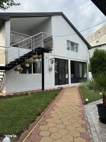 3Case de vanzare in Mamaia Nord