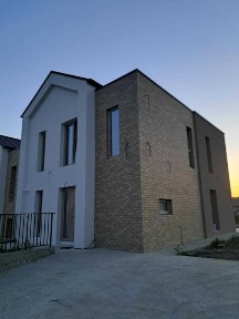 Duplex strada Mihai Eminescu