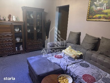Apartament cu 2 camere de vanzare, decomandat, Lipovei, Timisoara
