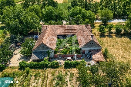 Doua case de vanzare, separat sau impreuna - Dragoiesti