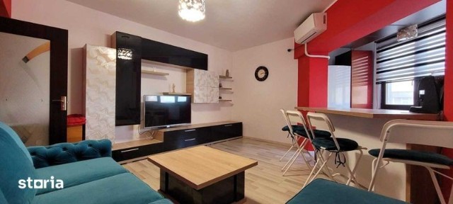 Apartament 3 camere, decomandat, Casa de Cultura