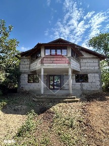 Vanzare Vila la gri Teren 800mp Lacul Mostistea