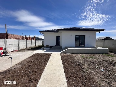 Casa pe parter in Clinceni - tripan - placa beton - utilitati complete