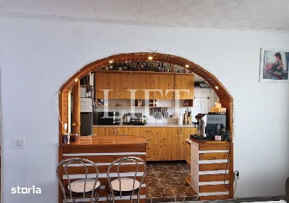 Apartament 3 camere, 70mp, zona Astra