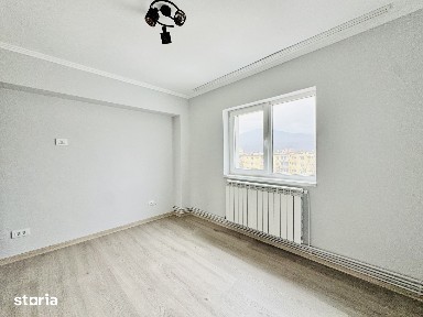 Apartament 2 camere de vânzare - Calea București cu vedere spre munte