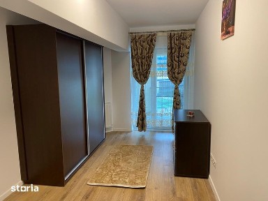 Inchiriez apartament